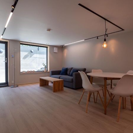 Tastefull And Modern Apartment With Parking Tromsø Exteriör bild