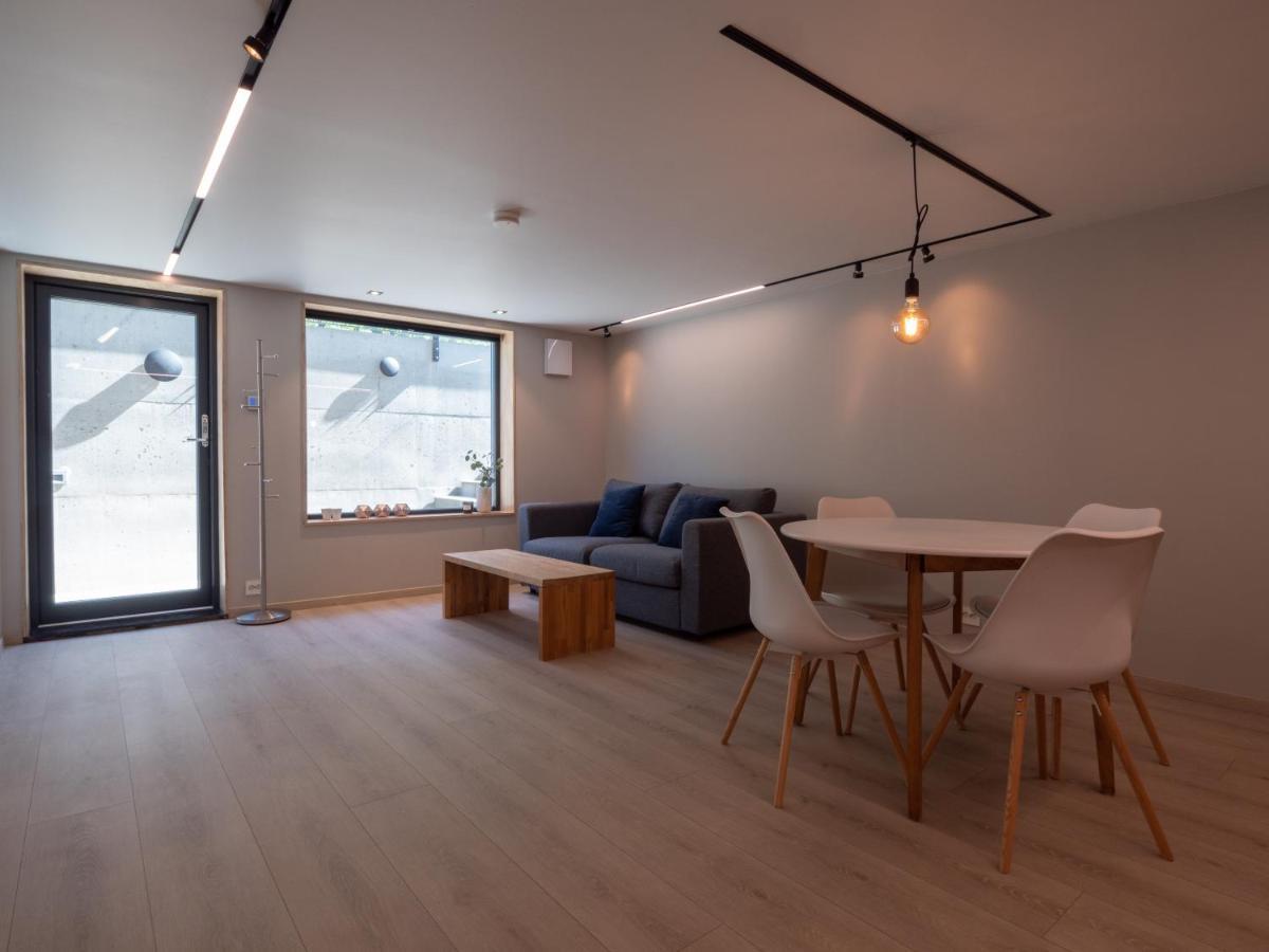 Tastefull And Modern Apartment With Parking Tromsø Exteriör bild